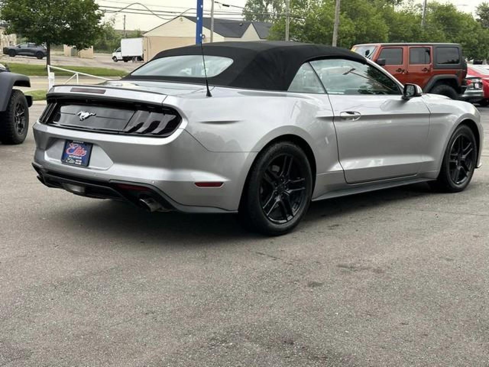 2020 ICONIC SILVER /Black FORD MUSTANG EcoBoost Premium Convertible (1FATP8UH2L5) with an L4,2.3L(140 CID), engine, AUTOMATIC transmission, located at 14600 Frazho Road, Warren, MI, 48089, (586) 776-3400, 42.485996, -82.974220 - Photo #4