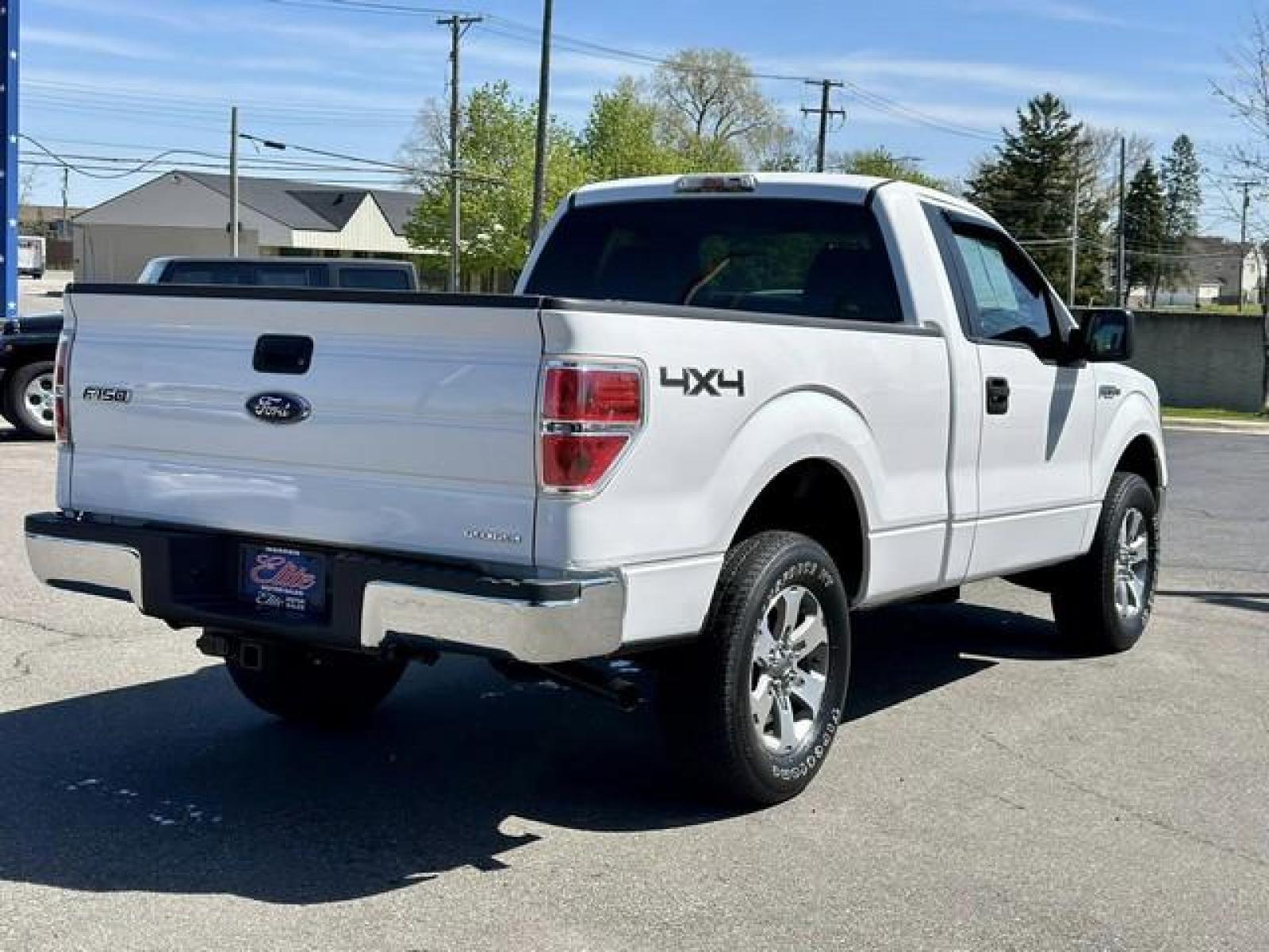2013 WHITE FORD F-150 (1FTMF1EM0DF) with an V6,3.7L(227 CID),DOHC engine, AUTOMATIC transmission, located at 14600 Frazho Road, Warren, MI, 48089, (586) 776-3400, 42.485996, -82.974220 - Photo #4
