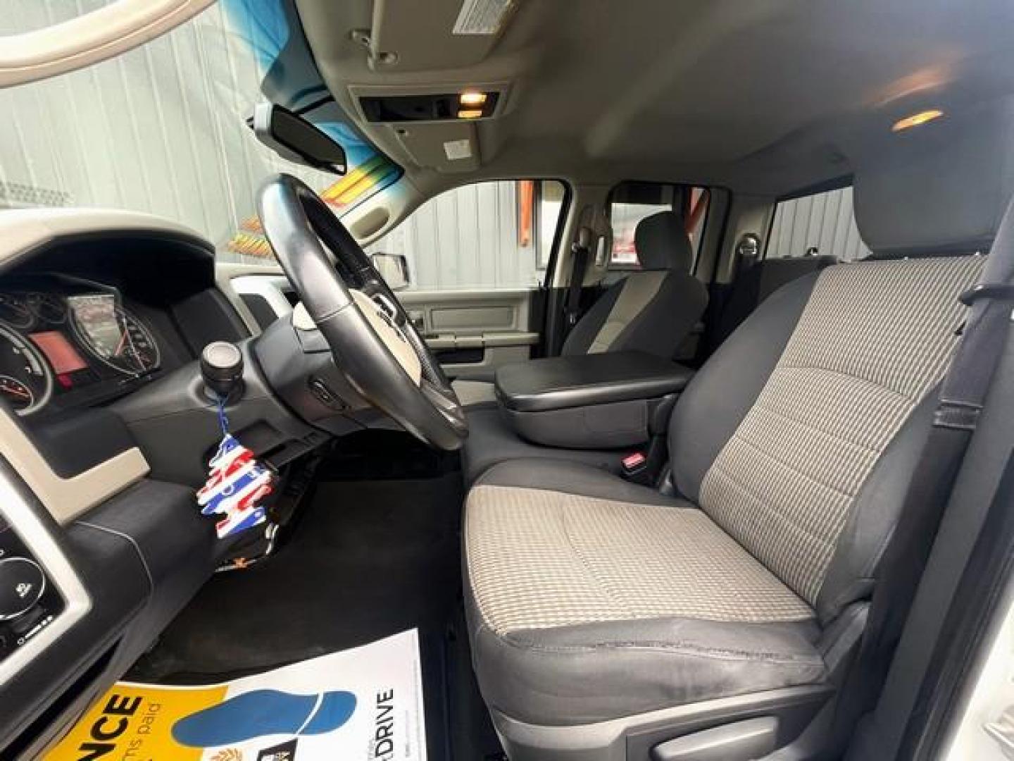 2011 WHITE RAM 1500 QUAD (1D7RV1GT9BS) with an V8,5.7L(345 CID),OHV engine, AUTOMATIC transmission, located at 14600 Frazho Road, Warren, MI, 48089, (586) 776-3400, 42.485996, -82.974220 - Photo#6