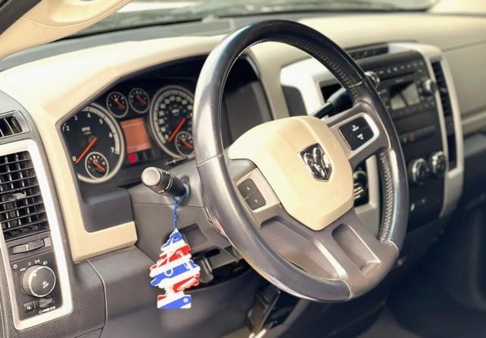 2011 WHITE RAM 1500 QUAD (1D7RV1GT9BS) with an V8,5.7L(345 CID),OHV engine, AUTOMATIC transmission, located at 14600 Frazho Road, Warren, MI, 48089, (586) 776-3400, 42.485996, -82.974220 - Photo#8