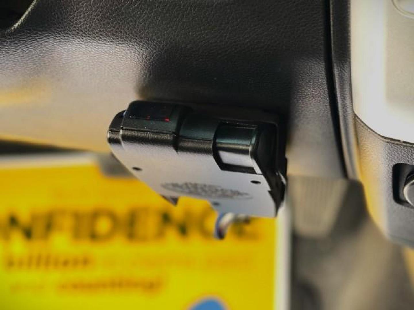 2011 WHITE RAM 1500 QUAD (1D7RV1GT9BS) with an V8,5.7L(345 CID),OHV engine, AUTOMATIC transmission, located at 14600 Frazho Road, Warren, MI, 48089, (586) 776-3400, 42.485996, -82.974220 - Photo#11