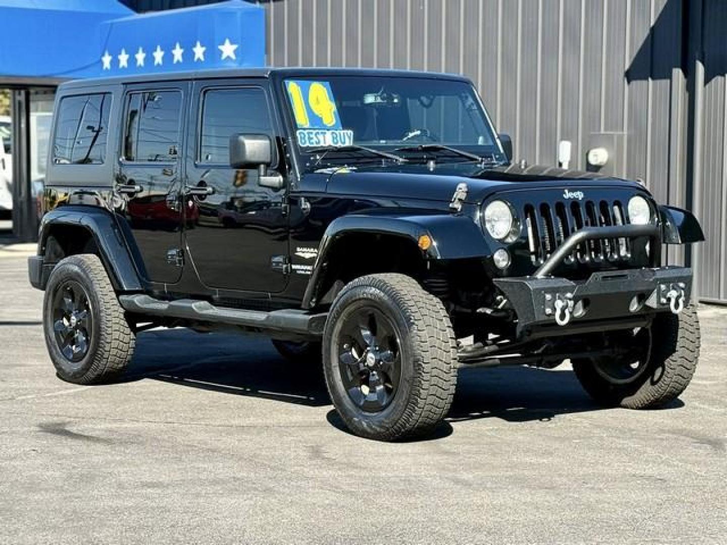 2014 BLACK JEEP WRANGLER (1C4BJWEG7EL) with an V6,3.6L(220 CID),DOHC engine, AUTOMATIC transmission, located at 14600 Frazho Road, Warren, MI, 48089, (586) 776-3400, 42.485996, -82.974220 - Photo#3