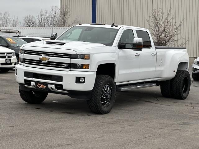 photo of 2017 CHEVROLET SILVERADO 3500 HD 4 DOOR CREW CAB PICKUP