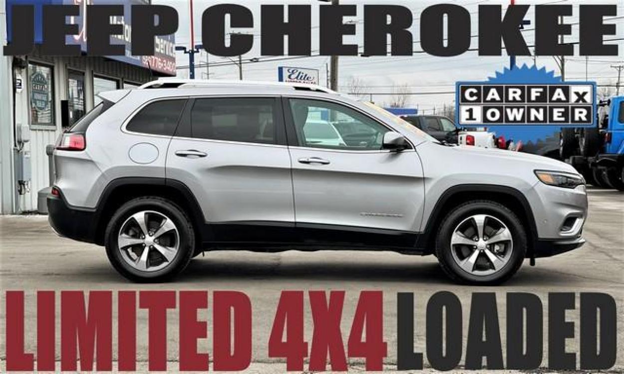 2019 SILVER METALLIC JEEP CHEROKEE (1C4PJMDX2KD) with an V6,3.2L(198 CID),DOHC engine, AUTOMATIC transmission, located at 14600 Frazho Road, Warren, MI, 48089, (586) 776-3400, 42.485996, -82.974220 - Photo #0