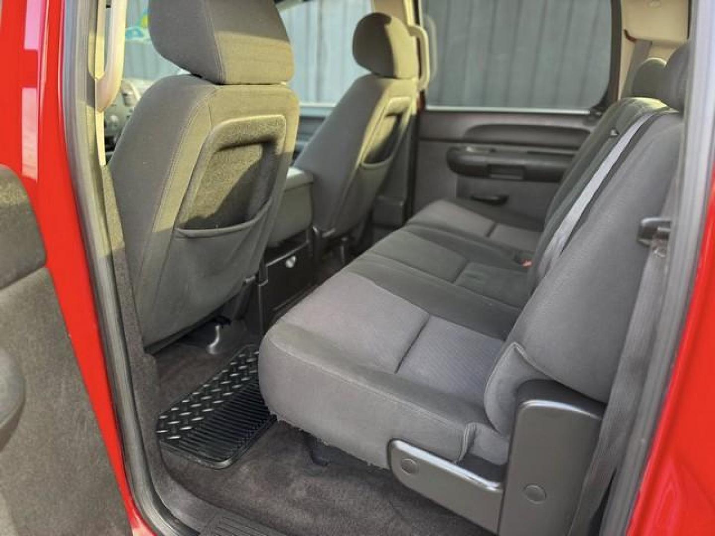 2012 RED CHEVROLET SILVERADO 1500 (1GCPKSE78CF) with an V8,5.3L(325 CID),OHV engine, AUTOMATIC transmission, located at 14600 Frazho Road, Warren, MI, 48089, (586) 776-3400, 42.485996, -82.974220 - Photo#9