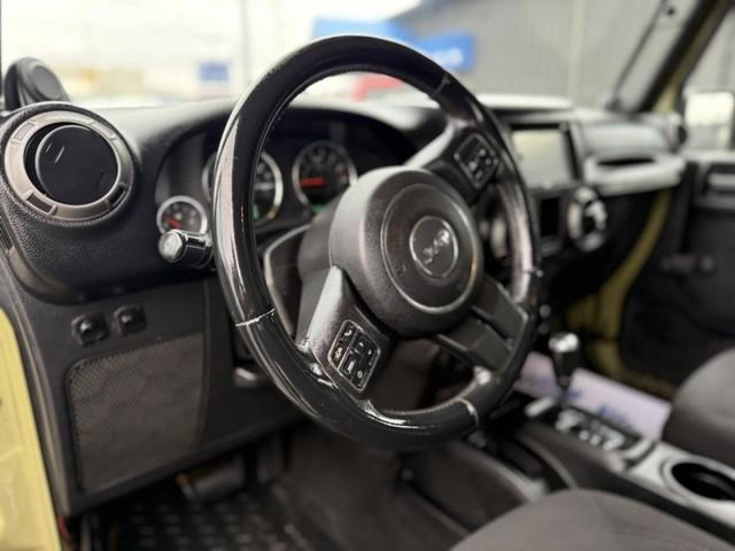 2013 GREEN JEEP WRANGLER (1C4AJWAG2DL) with an V6,3.6L(220 CID),DOHC engine, AUTOMATIC transmission, located at 14600 Frazho Road, Warren, MI, 48089, (586) 776-3400, 42.485996, -82.974220 - Photo#9