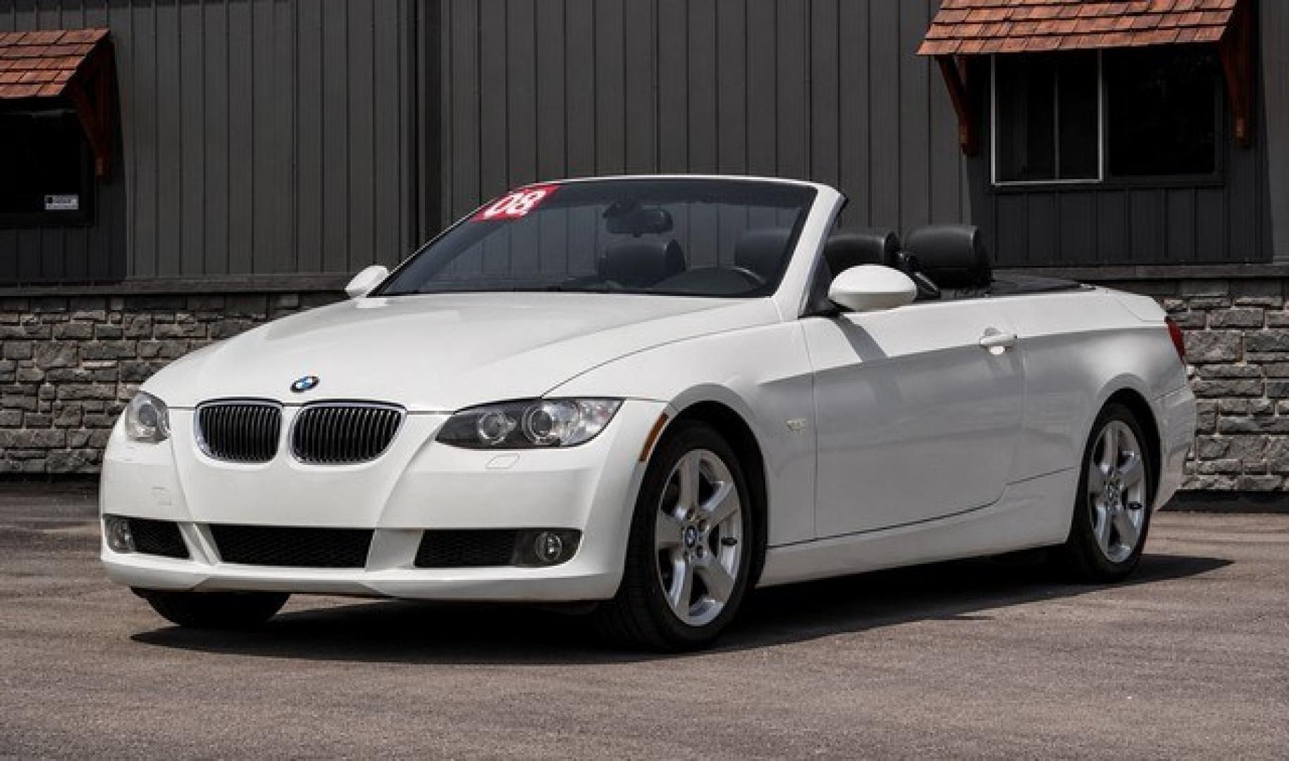 2008 WHITE BMW 328I (WBAWR33598P) with an L6,3.0L(183 CID),DOHC engine, AUTOMATIC transmission, located at 14600 Frazho Road, Warren, MI, 48089, (586) 776-3400, 42.485996, -82.974220- Photo#6