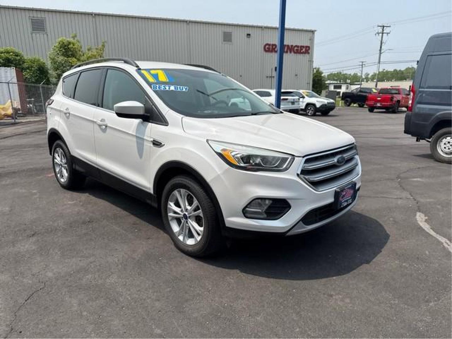 2017 WHITE FORD ESCAPE (1FMCU9GDXHU) with an L4,1.5L(91 CID),DOHC engine, AUTOMATIC transmission, located at 14600 Frazho Road, Warren, MI, 48089, (586) 776-3400, 42.485996, -82.974220 - Photo#3