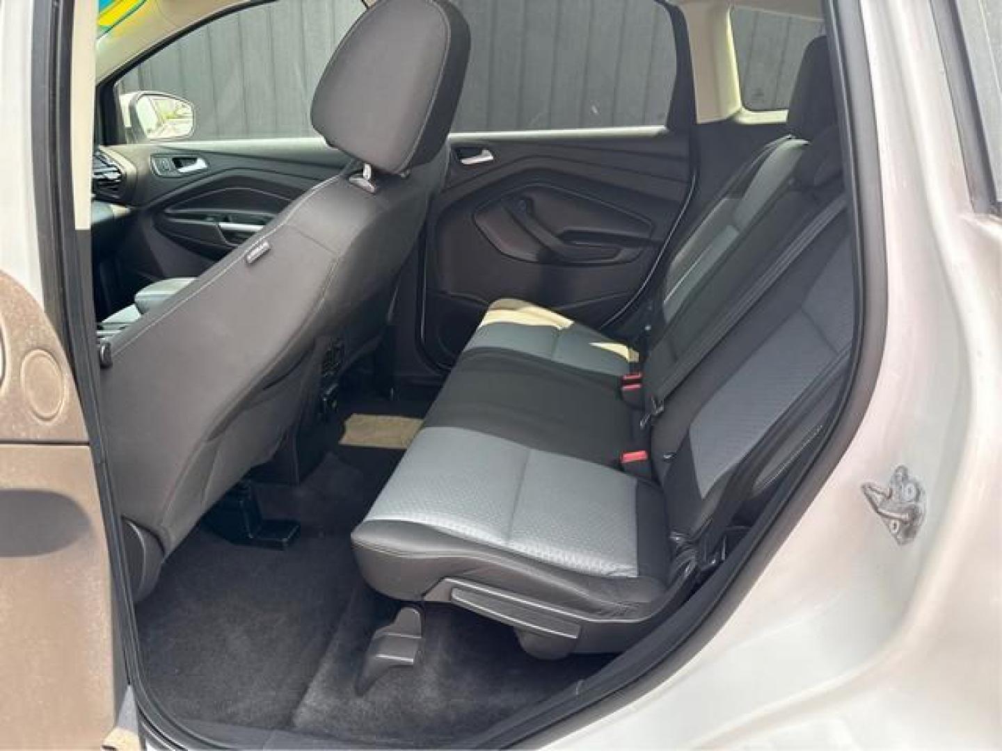 2017 WHITE FORD ESCAPE (1FMCU9GDXHU) with an L4,1.5L(91 CID),DOHC engine, AUTOMATIC transmission, located at 14600 Frazho Road, Warren, MI, 48089, (586) 776-3400, 42.485996, -82.974220 - Photo#9