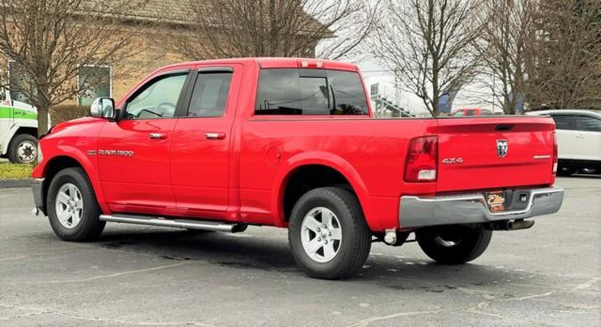 2012 RED RAM 1500 SLT (1C6RD7GT6CS) with an V8,5.7L(345 CID),OHV engine, AUTOMATIC transmission, located at 14600 Frazho Road, Warren, MI, 48089, (586) 776-3400, 42.485996, -82.974220 - Photo#5