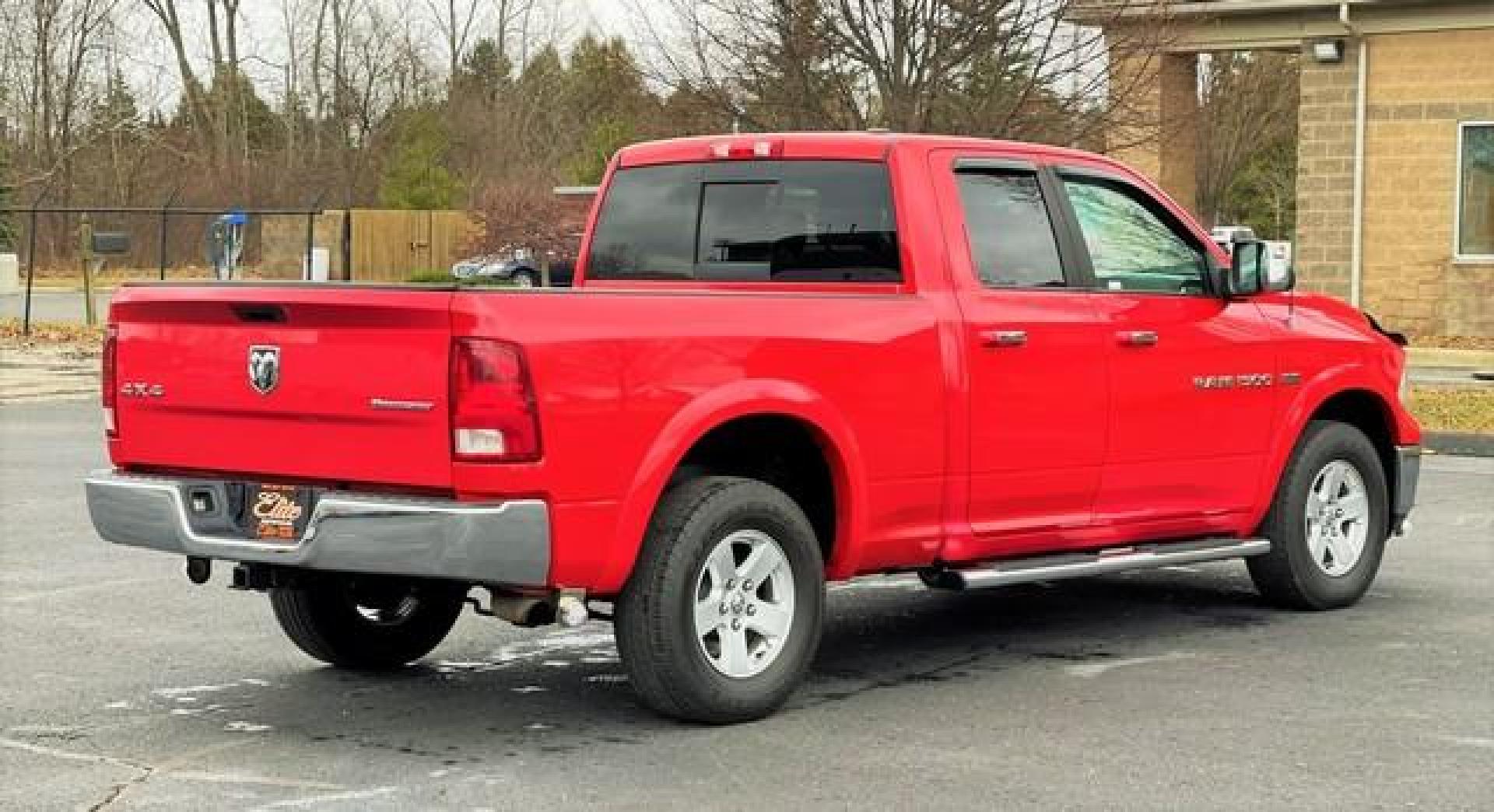 2012 RED RAM 1500 SLT (1C6RD7GT6CS) with an V8,5.7L(345 CID),OHV engine, AUTOMATIC transmission, located at 14600 Frazho Road, Warren, MI, 48089, (586) 776-3400, 42.485996, -82.974220 - Photo#7