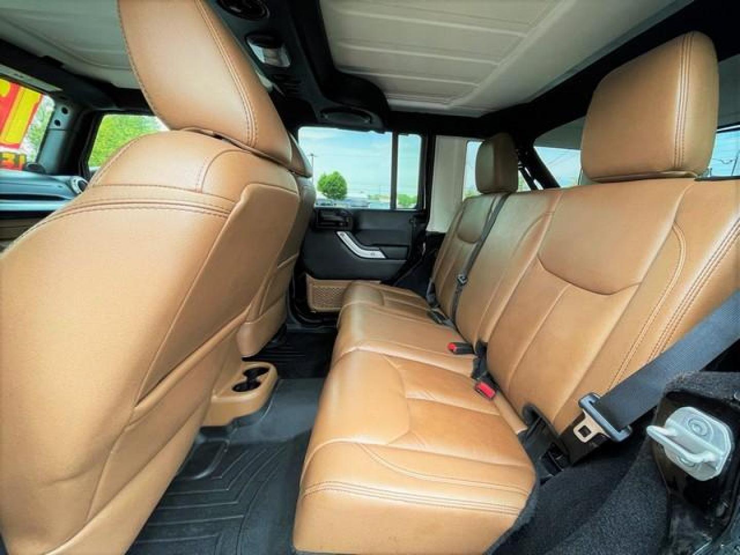 2013 BLACK JEEP WRANGLER SAHARA (1C4BJWEG6DL) with an V6,3.6L(220 CID),DOHC engine, AUTOMATIC transmission, located at 14600 Frazho Road, Warren, MI, 48089, (586) 776-3400, 42.485996, -82.974220 - Photo#9