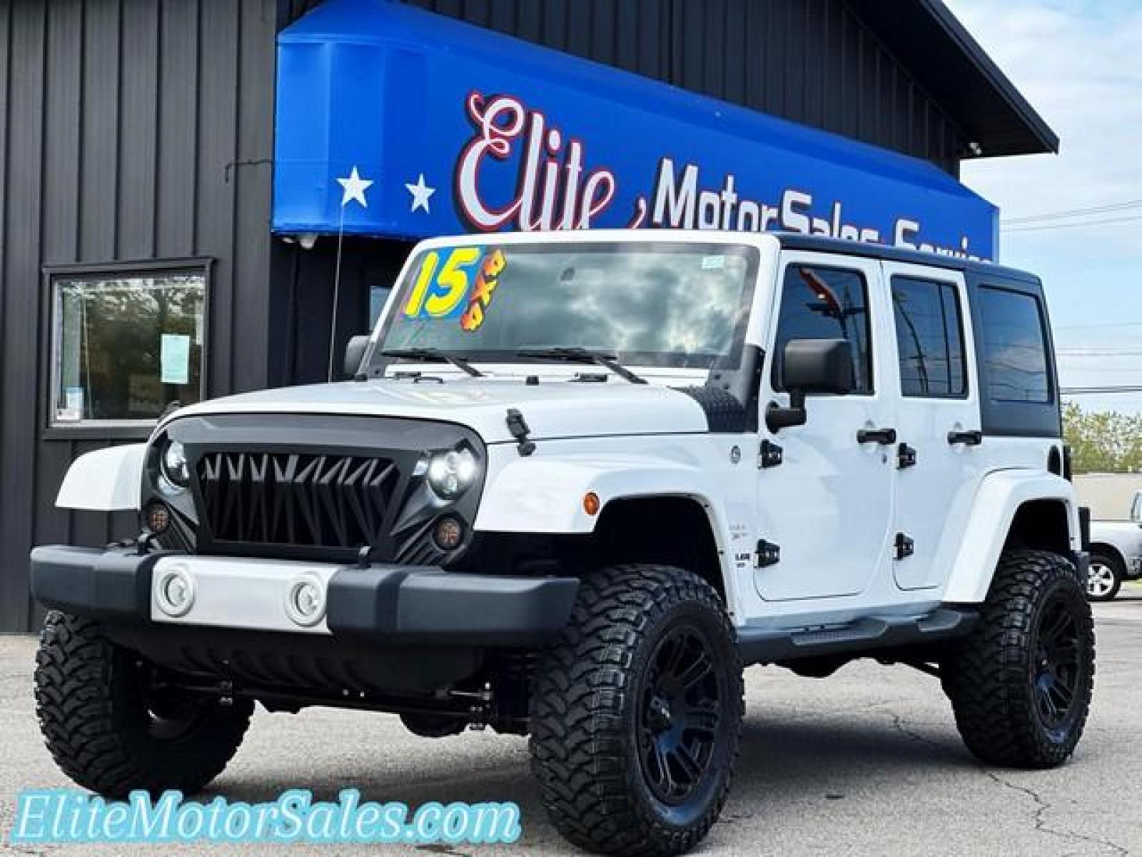 2015 WHITE JEEP WRANGLER (1C4BJWEG8FL) with an V6,3.6L(220 CID),DOHC engine, AUTOMATIC transmission, located at 14600 Frazho Road, Warren, MI, 48089, (586) 776-3400, 42.485996, -82.974220 - Photo #0