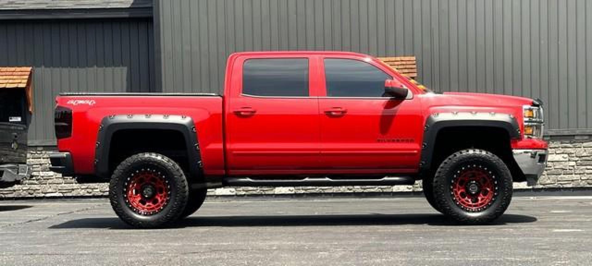 2015 RED CHEVROLET SILVERADO 1500 LT SILVERADO Z71 (3GCUKREC3FG) with an V8,5.3L(325 CID),OHV engine, AUTOMATIC transmission, located at 14600 Frazho Road, Warren, MI, 48089, (586) 776-3400, 42.485996, -82.974220 - Photo#5
