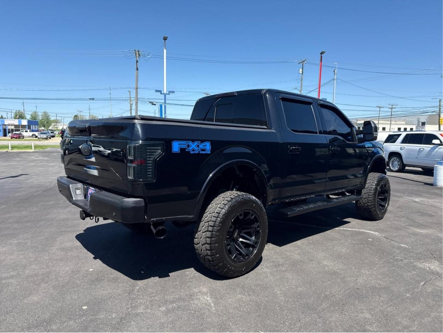 2017 BLACK /BLACK FORD F-150 (1FTEW1EFXHF) with an V8,5.0L(302 CID),DOHC engine, AUTOMATIC transmission, located at 14600 Frazho Road, Warren, MI, 48089, (586) 776-3400, 42.485996, -82.974220 - Photo#4