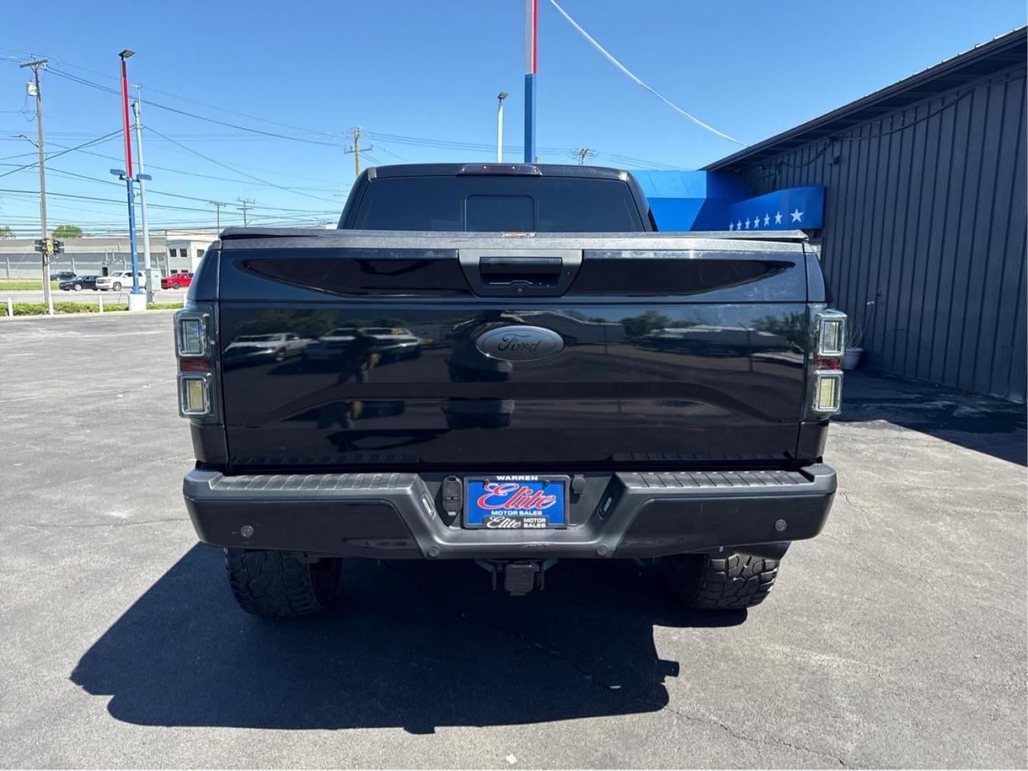 2017 BLACK /BLACK FORD F-150 (1FTEW1EFXHF) with an V8,5.0L(302 CID),DOHC engine, AUTOMATIC transmission, located at 14600 Frazho Road, Warren, MI, 48089, (586) 776-3400, 42.485996, -82.974220 - Photo#5