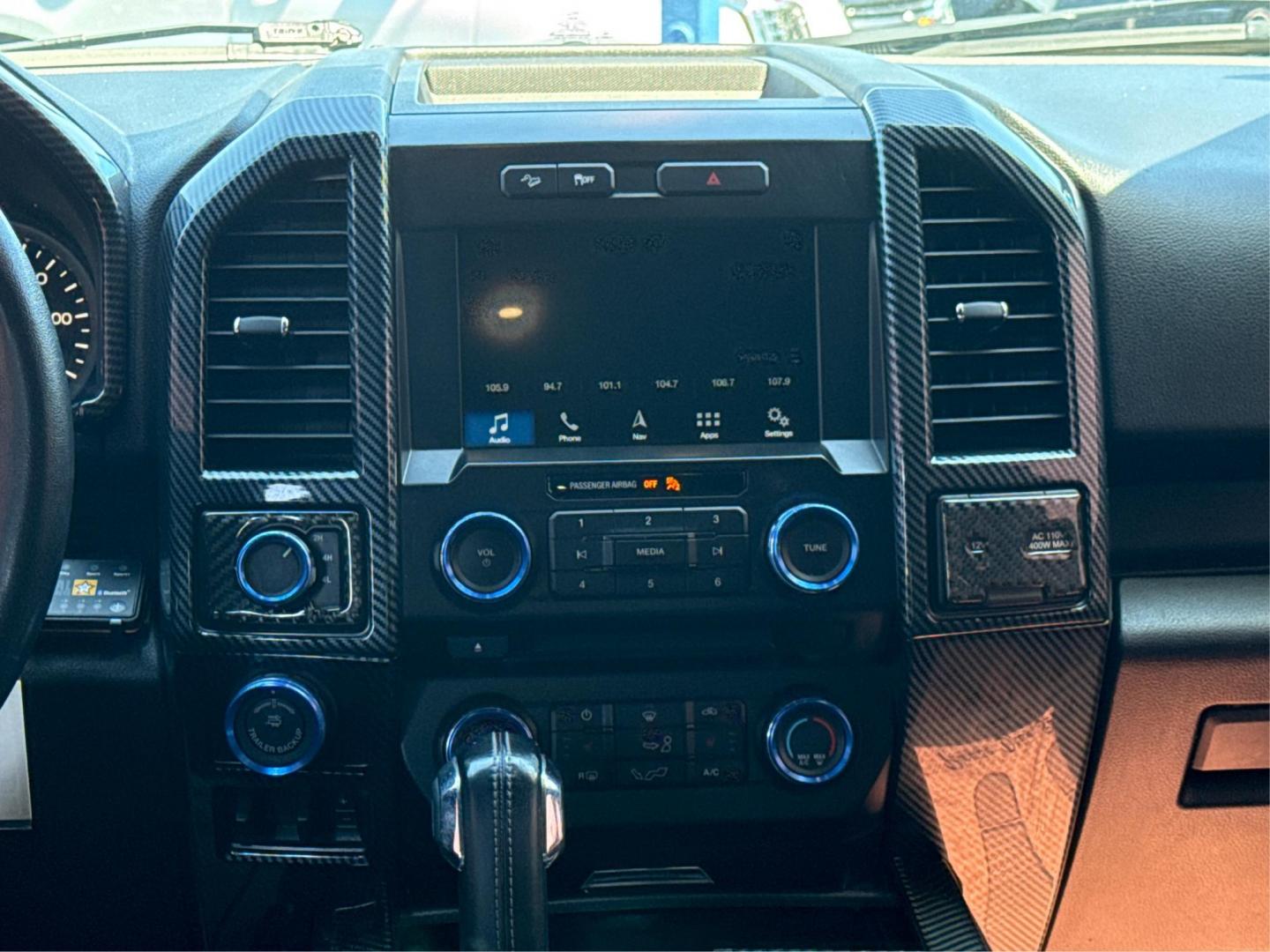2017 BLACK /BLACK FORD F-150 (1FTEW1EFXHF) with an V8,5.0L(302 CID),DOHC engine, AUTOMATIC transmission, located at 14600 Frazho Road, Warren, MI, 48089, (586) 776-3400, 42.485996, -82.974220 - Photo#12
