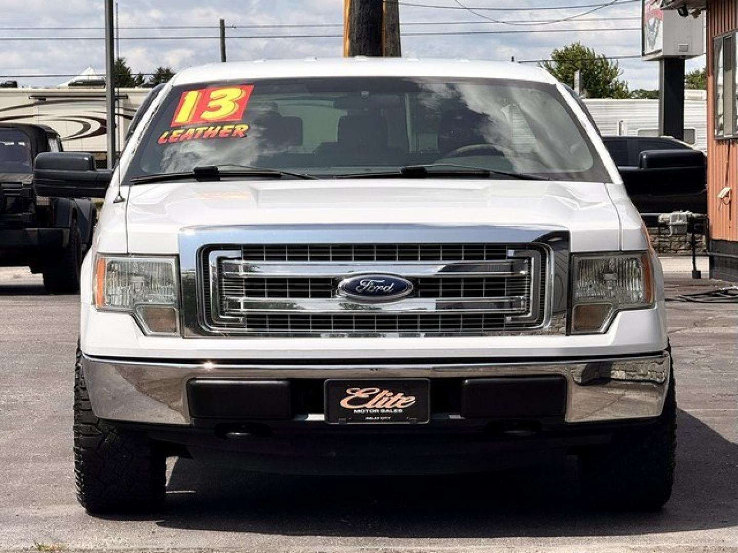 2013 WHITE FORD F-150 (1FTMF1EM0DF) with an V6,3.7L(227 CID),DOHC engine, AUTOMATIC transmission, located at 14600 Frazho Road, Warren, MI, 48089, (586) 776-3400, 42.485996, -82.974220- Photo#4