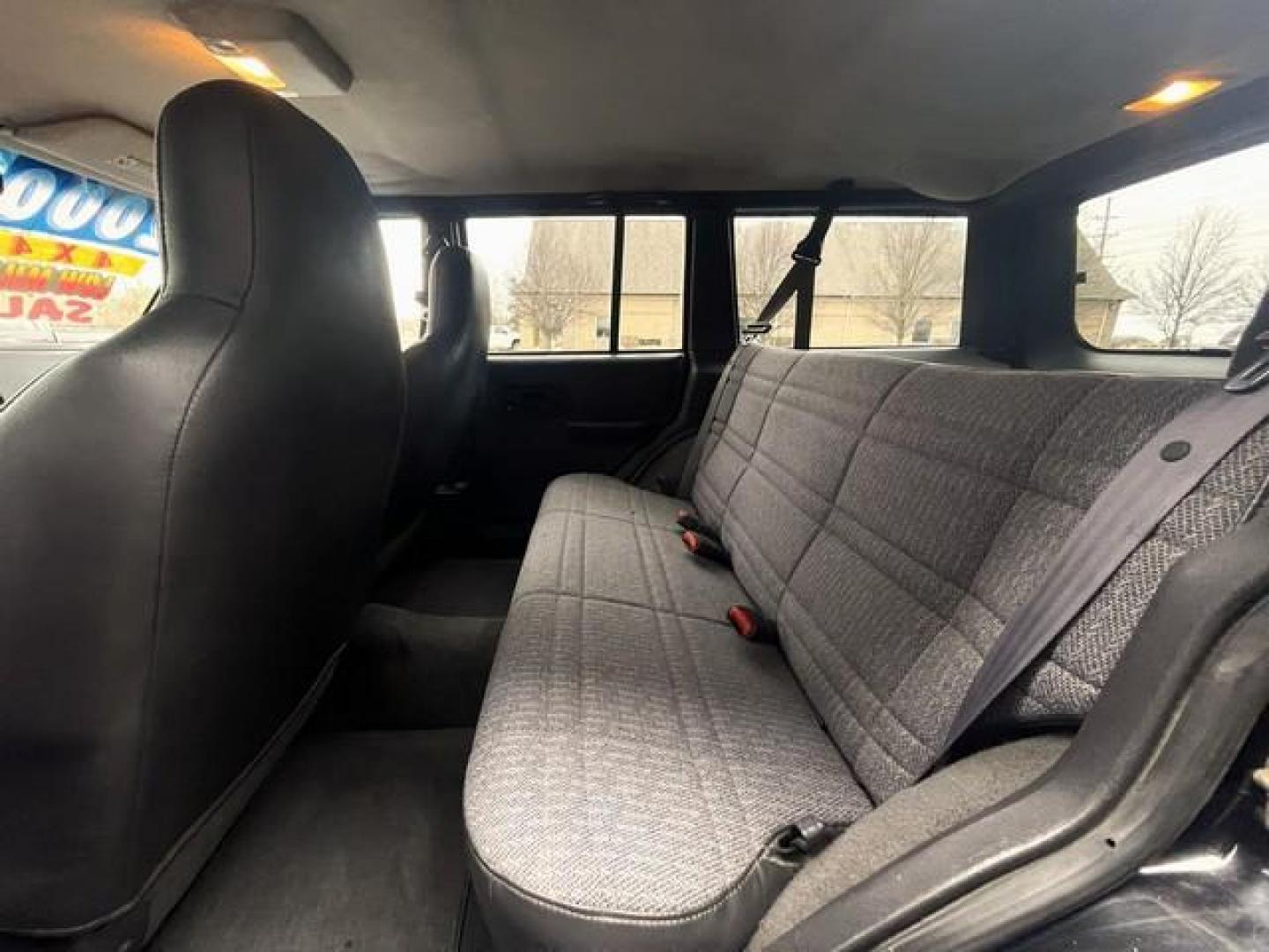 2000 BLACK JEEP CHEROKEE (1J4FF48S3YL) with an L6,4.0L(242 CID), engine, AUTOMATIC transmission, located at 14600 Frazho Road, Warren, MI, 48089, (586) 776-3400, 42.485996, -82.974220 - Photo#8
