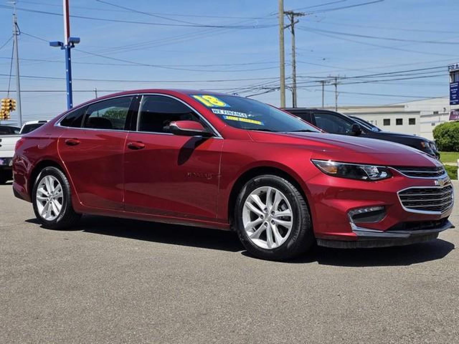 2018 RED CHEVROLET MALIBU (1G1ZD5ST0JF) with an L4,1.5L(91 CID),DOHC engine, AUTOMATIC transmission, located at 14600 Frazho Road, Warren, MI, 48089, (586) 776-3400, 42.485996, -82.974220 - Photo #2