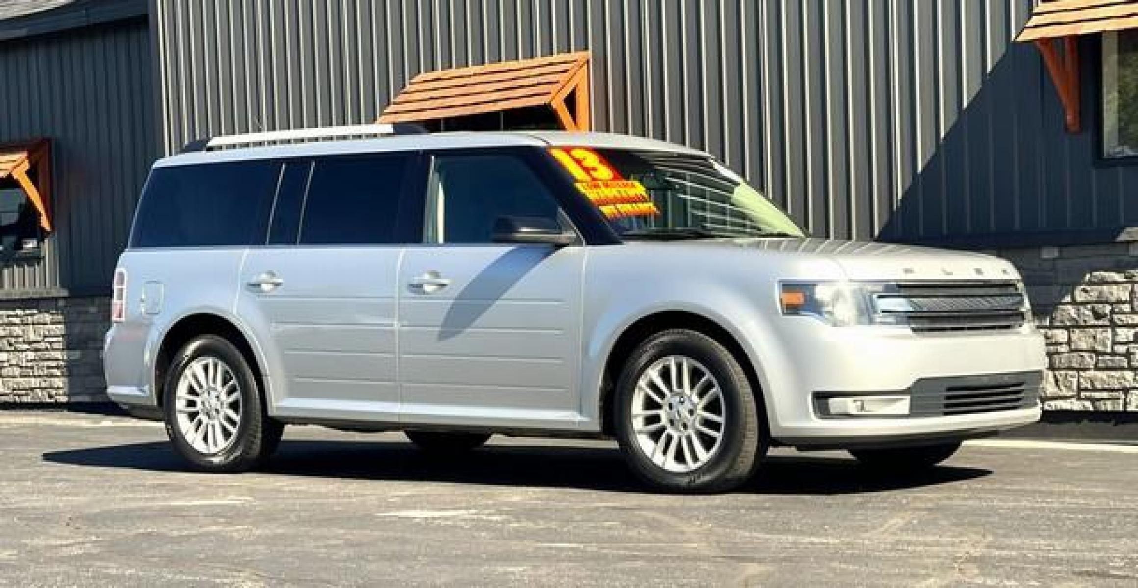 2013 SILVER FORD FLEX (2FMGK5C80DB) with an V6,3.5L(213 CID),DOHC engine, AUTOMATIC transmission, located at 14600 Frazho Road, Warren, MI, 48089, (586) 776-3400, 42.485996, -82.974220 - Photo #2