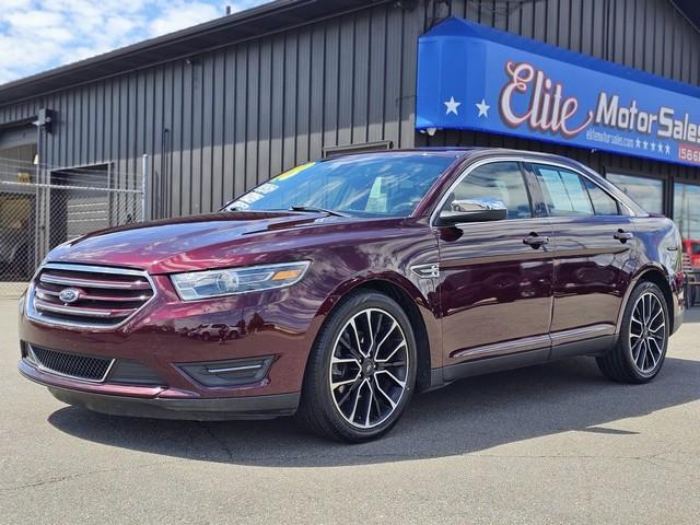 photo of 2018 FORD TAURUS 4 DOOR