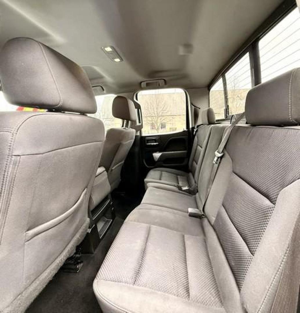 2017 WHITE CHEVROLET SILVERADO 1500 (1GCVKREC8HZ) with an V8,5.3L(325 CID),OHV engine, AUTOMATIC transmission, located at 14600 Frazho Road, Warren, MI, 48089, (586) 776-3400, 42.485996, -82.974220 - Photo#7