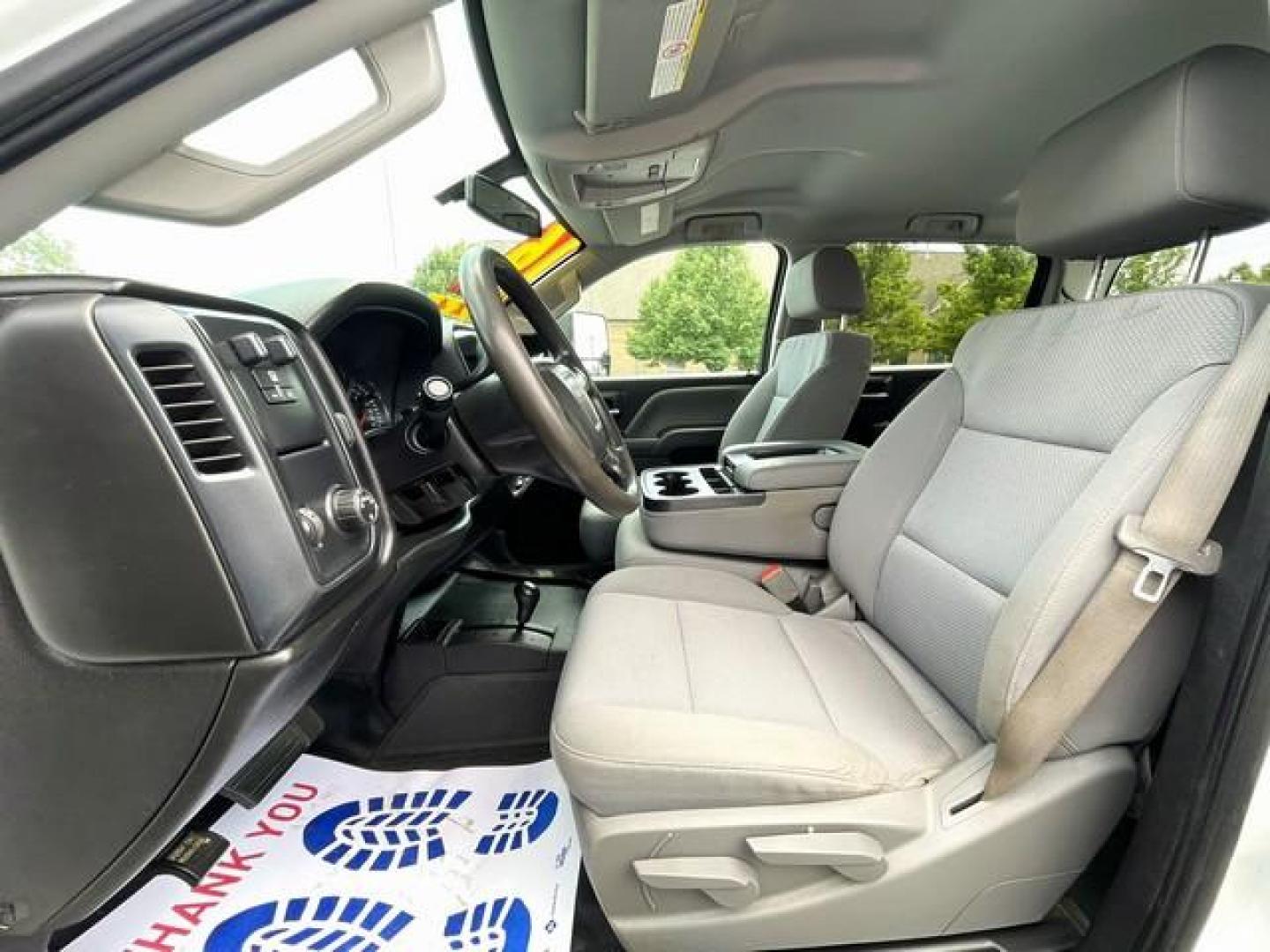 2016 WHITE GMC SIERRA 2500 HD (1GT12RE82GF) with an V8,6.6L(403 CID),OHV engine, AUTOMATIC transmission, located at 14600 Frazho Road, Warren, MI, 48089, (586) 776-3400, 42.485996, -82.974220 - Photo#6