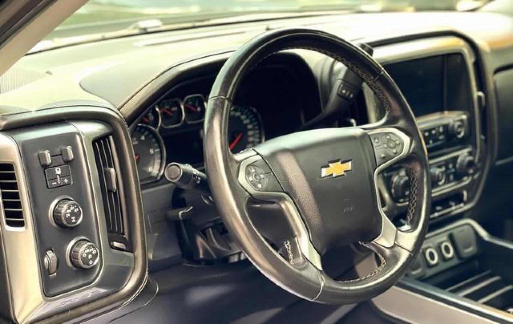 2016 BLACK CHEVROLET SILVERADO 1500 (3GCUKSEC4GG) with an V8,5.3L(325 CID),OHV engine, AUTOMATIC transmission, located at 14600 Frazho Road, Warren, MI, 48089, (586) 776-3400, 42.485996, -82.974220 - Photo#9