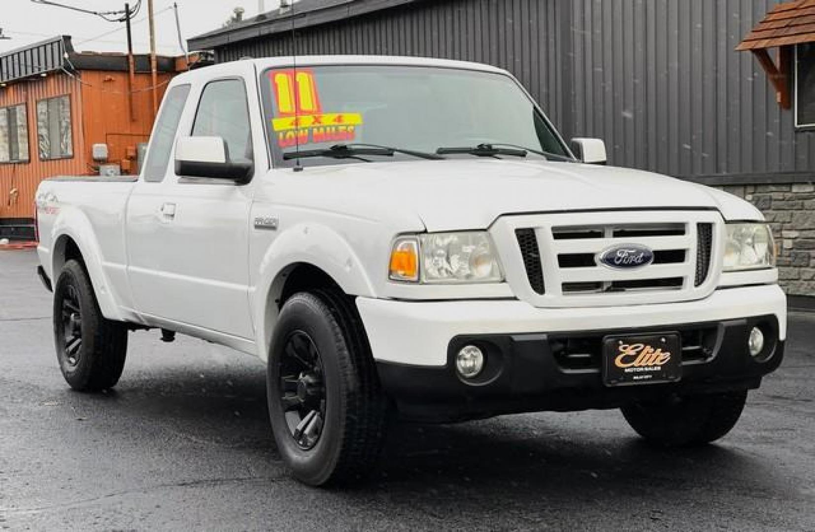 2011 WHITE FORD RANGER (1FTLR4FE4BP) with an V6,4.0L(245 CID),SOHC engine, AUTOMATIC transmission, located at 14600 Frazho Road, Warren, MI, 48089, (586) 776-3400, 42.485996, -82.974220 - Photo#2