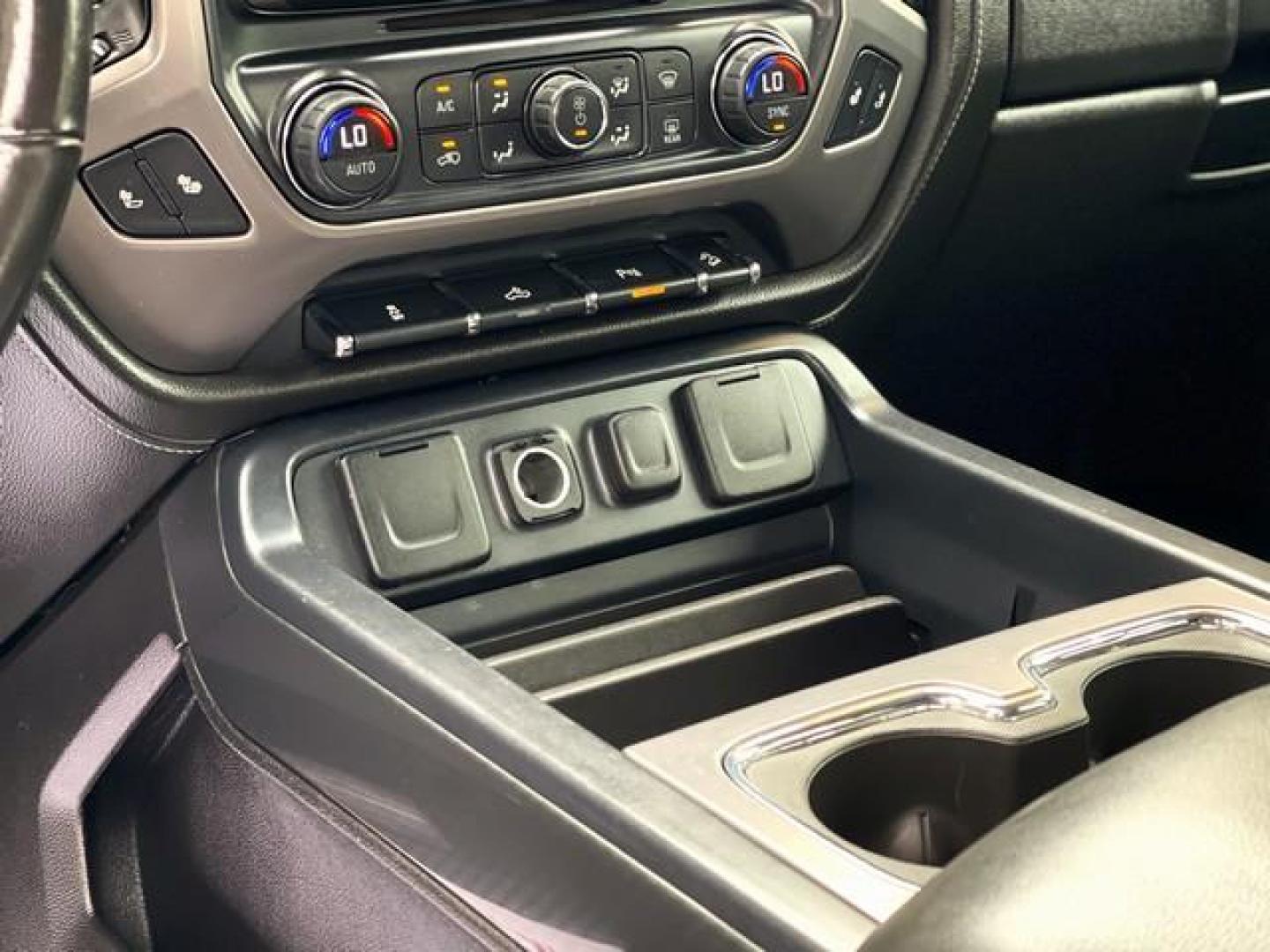 2015 BROWN GMC SIERRA 1500 (3GTU2UEC0FG) with an V8,5.3L(325 CID),OHV engine, AUTOMATIC transmission, located at 14600 Frazho Road, Warren, MI, 48089, (586) 776-3400, 42.485996, -82.974220 - Photo#13