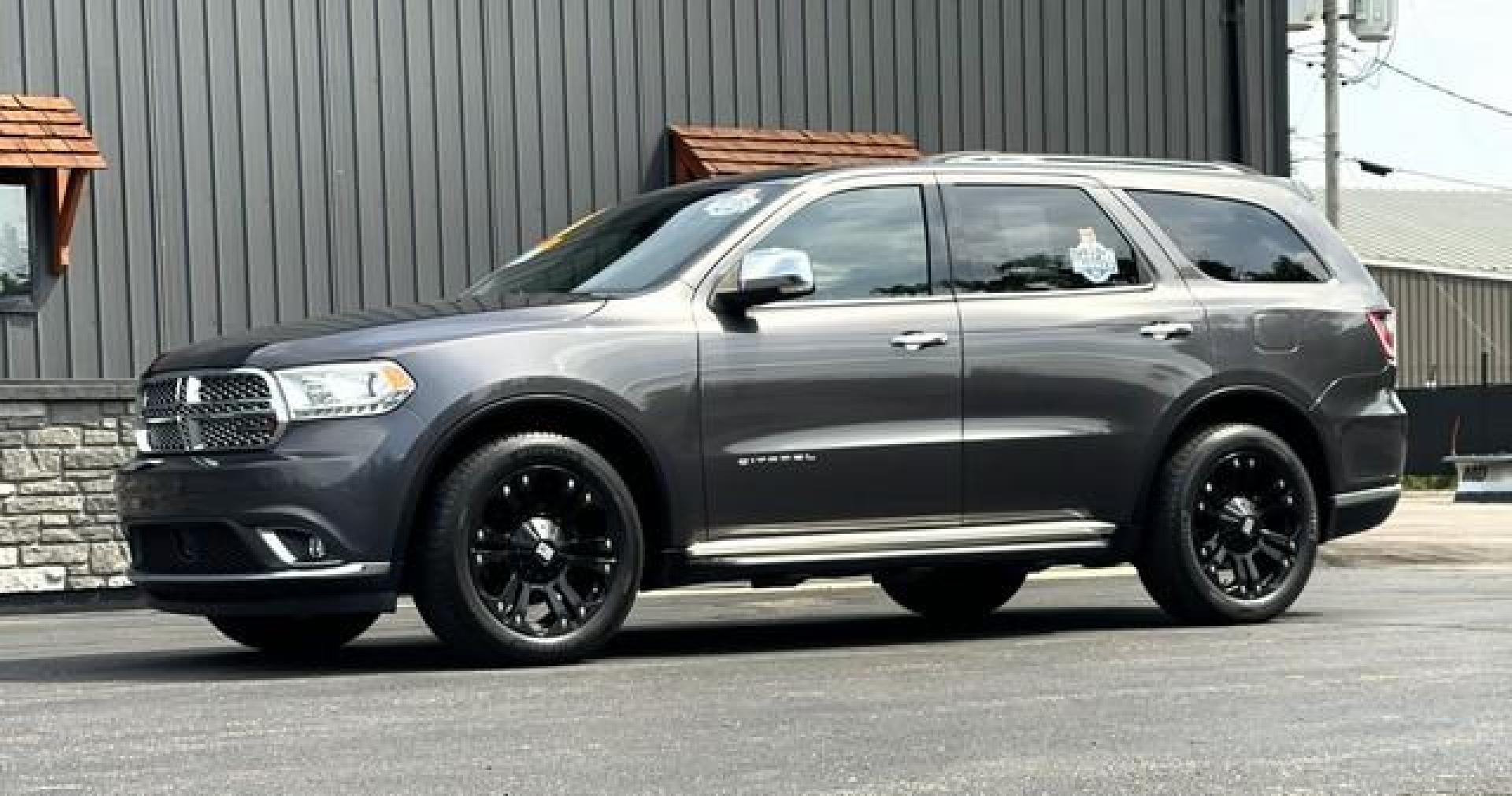 2014 GRAY DODGE DURANGO (1C4SDJET9EC) with an V8,5.7L(345 CID),OHV engine, AUTOMATIC transmission, located at 14600 Frazho Road, Warren, MI, 48089, (586) 776-3400, 42.485996, -82.974220 - Photo#2
