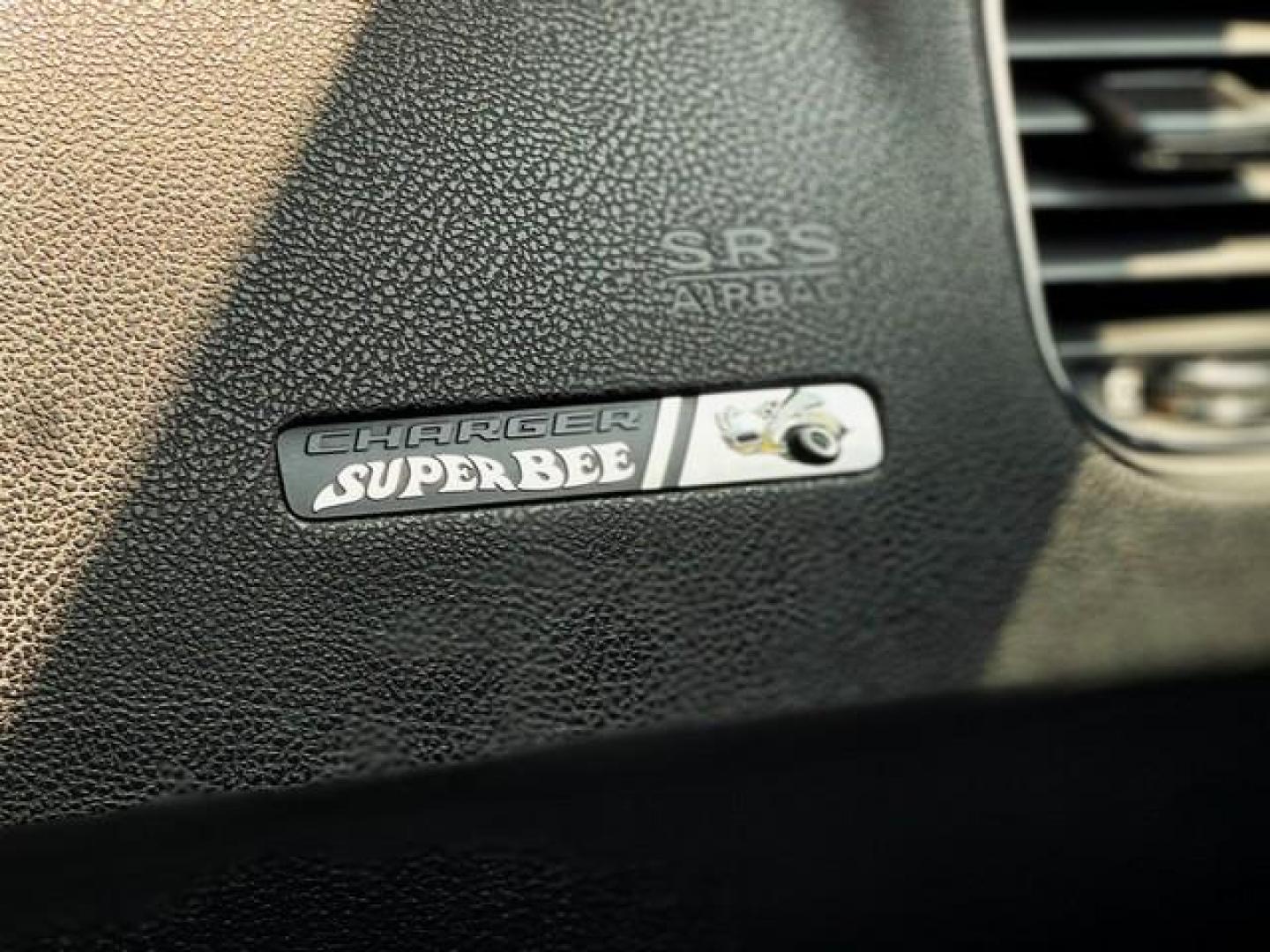 2012 BLACK DODGE CHARGER (2C3CDXGJ0CH) with an V8,6.4L(392 CID),OHV engine, AUTOMATIC transmission, located at 14600 Frazho Road, Warren, MI, 48089, (586) 776-3400, 42.485996, -82.974220 - Photo#20