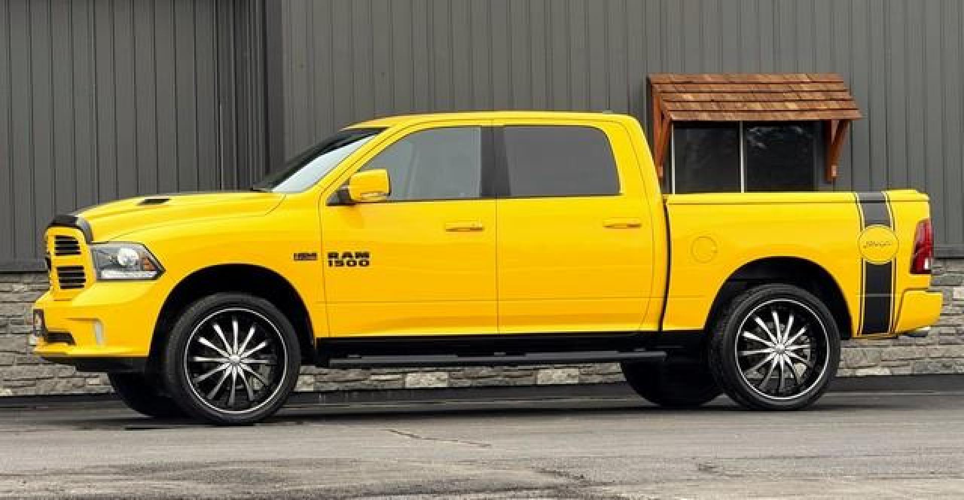 2016 YELLOW RAM 1500 (1C6RR7MT9GS) with an V8,5.7L(345 CID),OHV engine, AUTOMATIC transmission, located at 14600 Frazho Road, Warren, MI, 48089, (586) 776-3400, 42.485996, -82.974220 - Photo#2