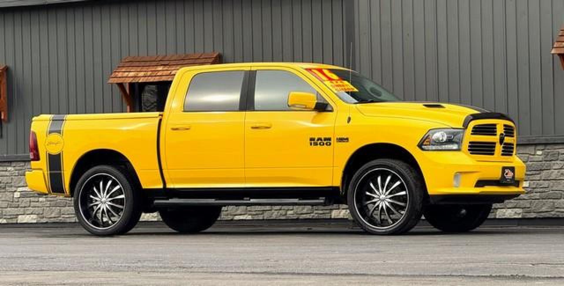 2016 YELLOW RAM 1500 (1C6RR7MT9GS) with an V8,5.7L(345 CID),OHV engine, AUTOMATIC transmission, located at 14600 Frazho Road, Warren, MI, 48089, (586) 776-3400, 42.485996, -82.974220 - Photo#4