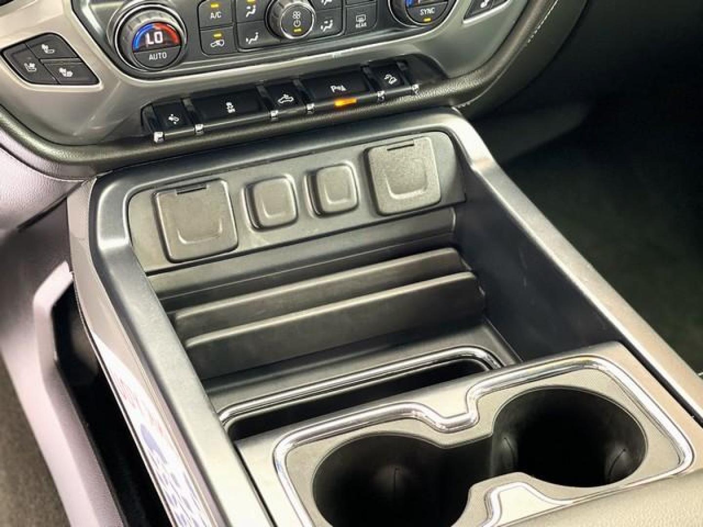 2017 WHITE CHEVROLET SILVERADO 1500 (3GCUKSEJ9HG) with an V8,6.2L(376 CID),OHV engine, AUTOMATIC transmission, located at 14600 Frazho Road, Warren, MI, 48089, (586) 776-3400, 42.485996, -82.974220 - Photo#11