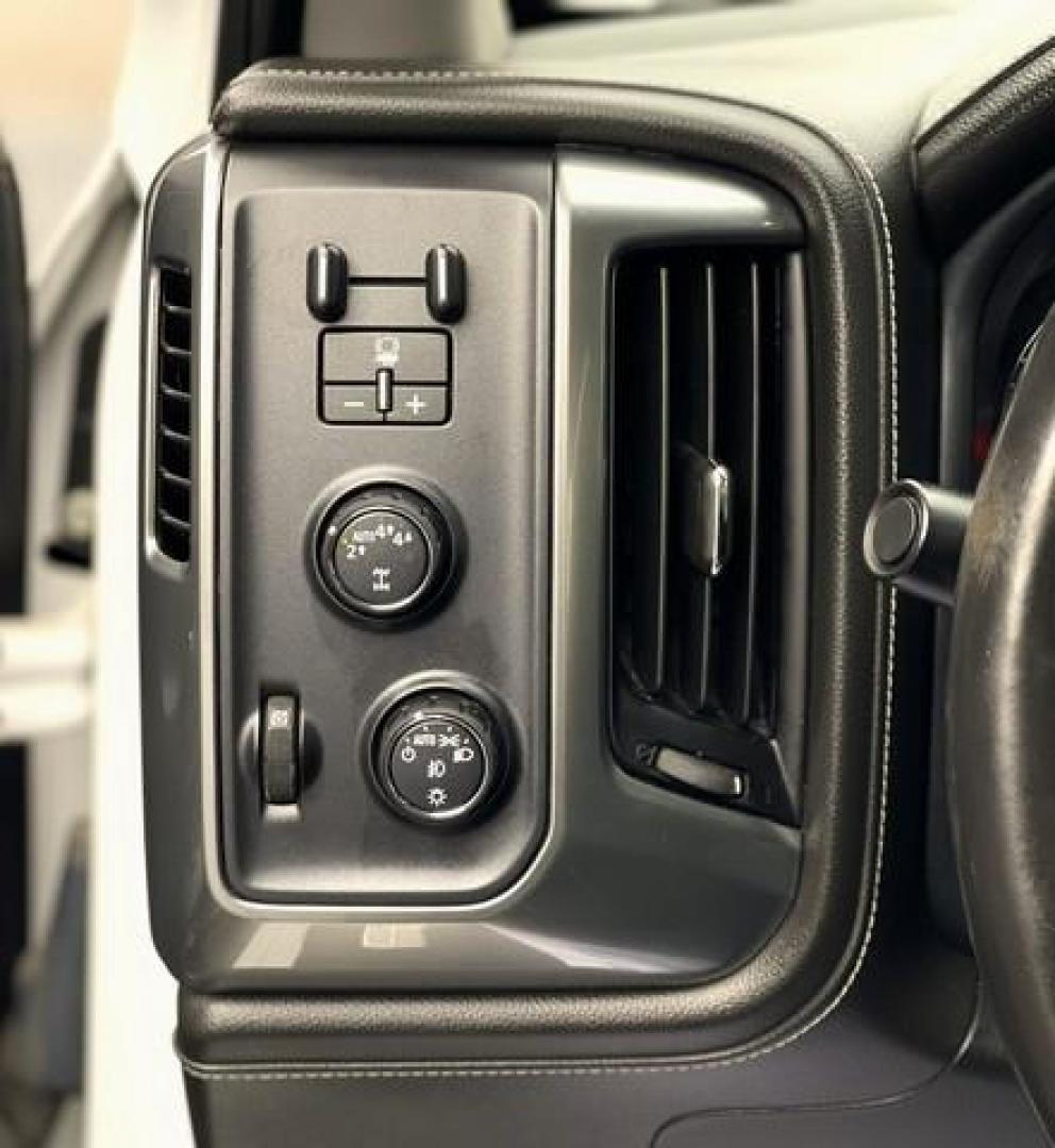 2017 WHITE CHEVROLET SILVERADO 1500 (3GCUKSEJ9HG) with an V8,6.2L(376 CID),OHV engine, AUTOMATIC transmission, located at 14600 Frazho Road, Warren, MI, 48089, (586) 776-3400, 42.485996, -82.974220 - Photo#12