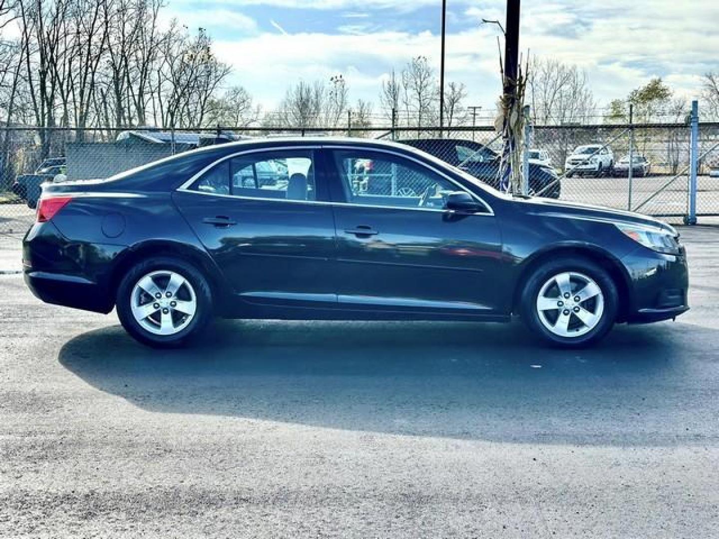 2014 GREY CHEVROLET MALIBU (1G11B5SL1EF) with an L4,2.5L(153 CID),DOHC engine, AUTOMATIC transmission, located at 14600 Frazho Road, Warren, MI, 48089, (586) 776-3400, 42.485996, -82.974220 - Photo#3