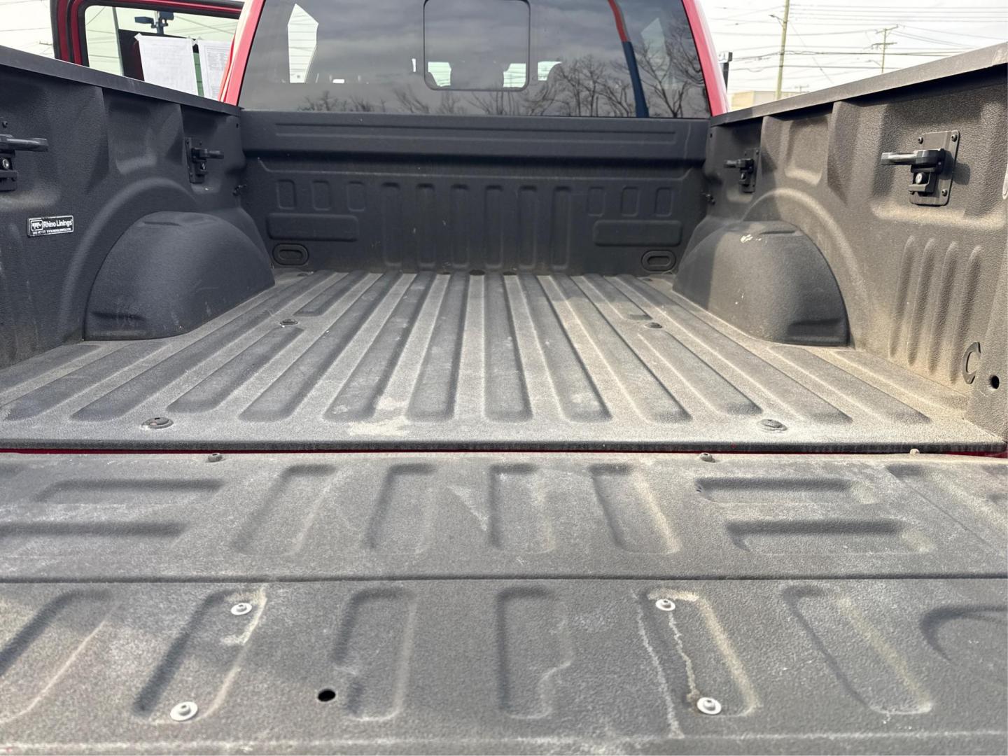 2017 RUBY RED METTALIC FORD F-150 (1FTEW1EF5HF) with an V8,5.0L(302 CID),DOHC engine, AUTOMATIC transmission, located at 14600 Frazho Road, Warren, MI, 48089, (586) 776-3400, 42.485996, -82.974220 - Photo#11