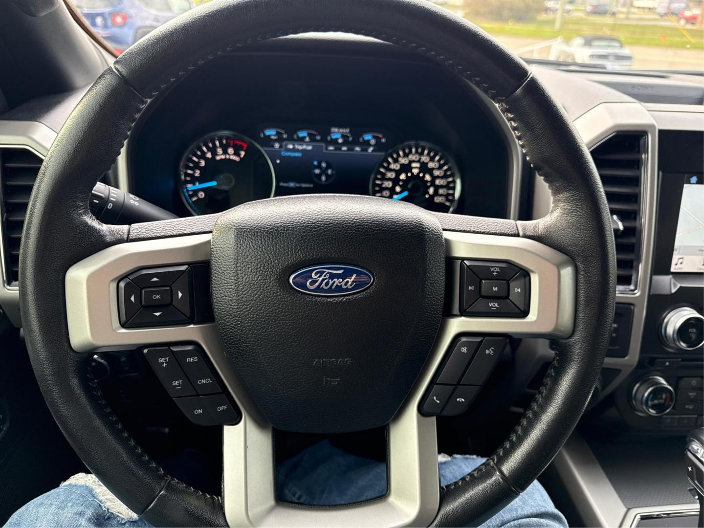 2017 RUBY RED METTALIC FORD F-150 (1FTEW1EF5HF) with an V8,5.0L(302 CID),DOHC engine, AUTOMATIC transmission, located at 14600 Frazho Road, Warren, MI, 48089, (586) 776-3400, 42.485996, -82.974220 - Photo#15