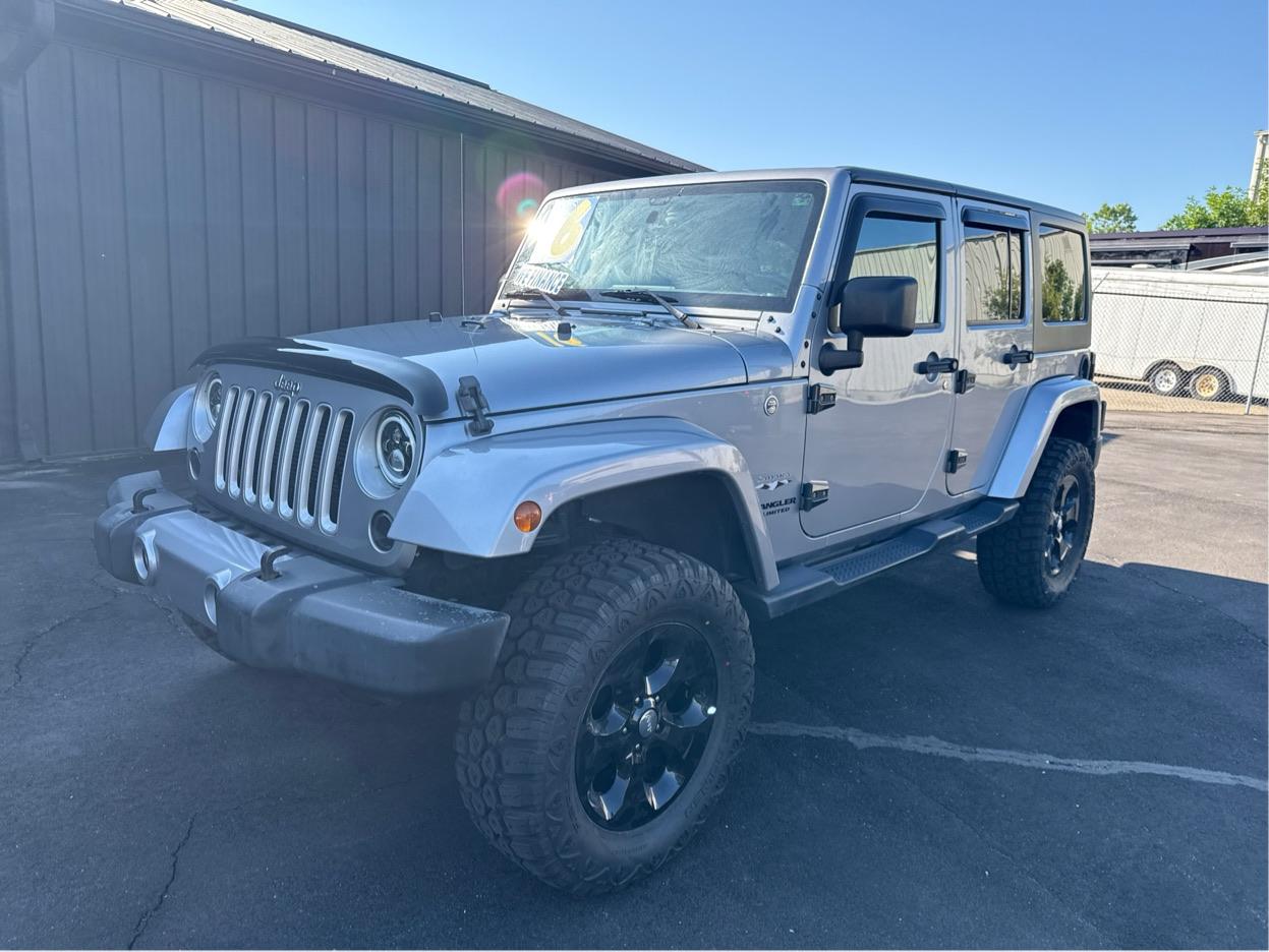 photo of 2016 JEEP WRANGLER 