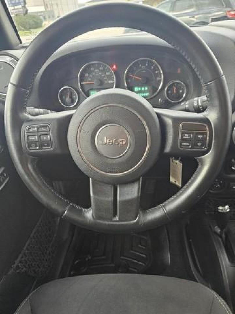 2016 SILVER JEEP WRANGLER (1C4BJWEG1GL) with an V6,3.6L(220 CID),DOHC engine, AUTOMATIC transmission, located at 14600 Frazho Road, Warren, MI, 48089, (586) 776-3400, 42.485996, -82.974220 - Photo#14