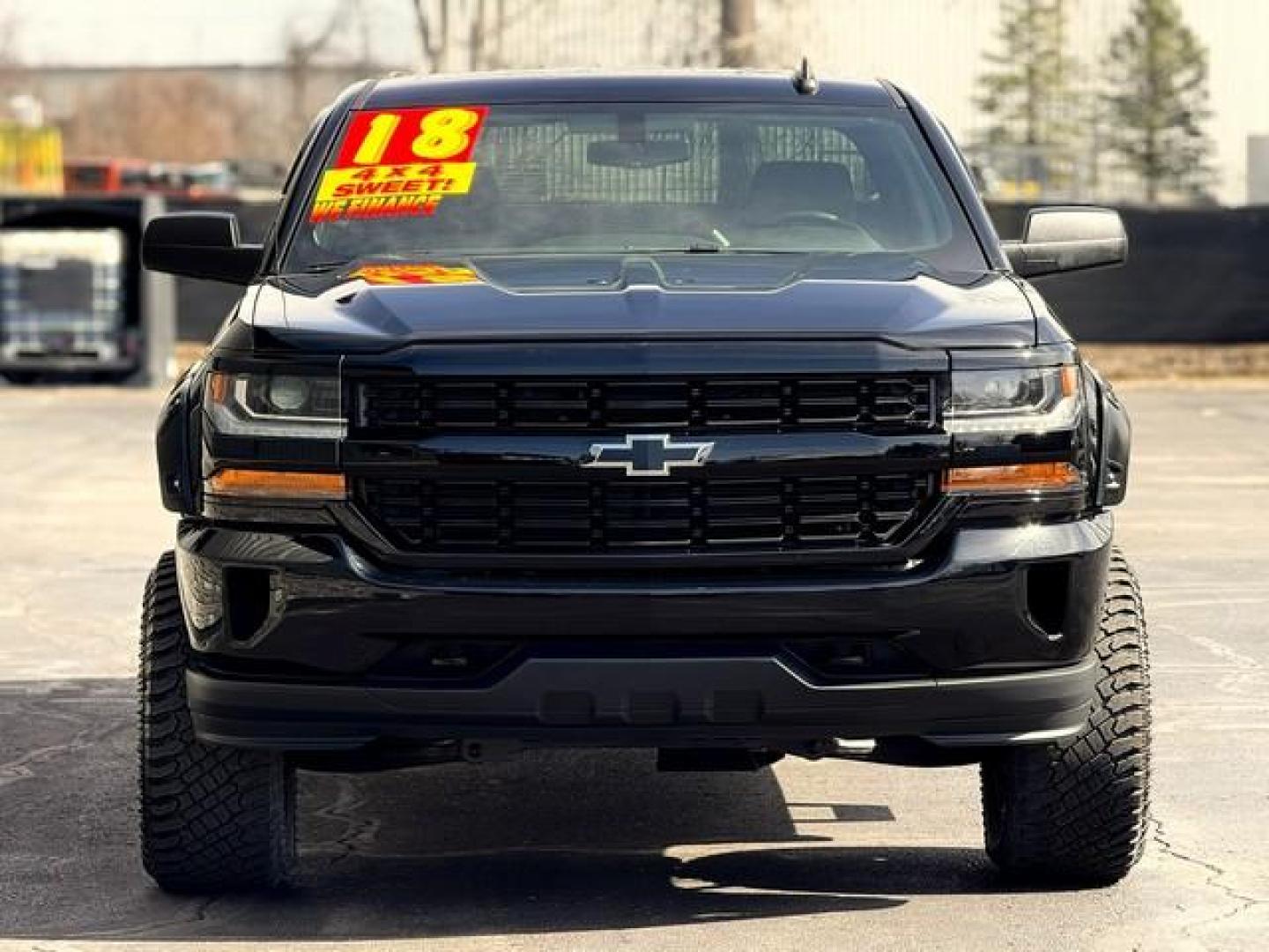 2018 BLACK CHEVROLET SILVERADO 1500 (1GCVKPEC2JZ) with an V8,5.3L(325 CID),OHV engine, AUTOMATIC transmission, located at 14600 Frazho Road, Warren, MI, 48089, (586) 776-3400, 42.485996, -82.974220 - Photo#4
