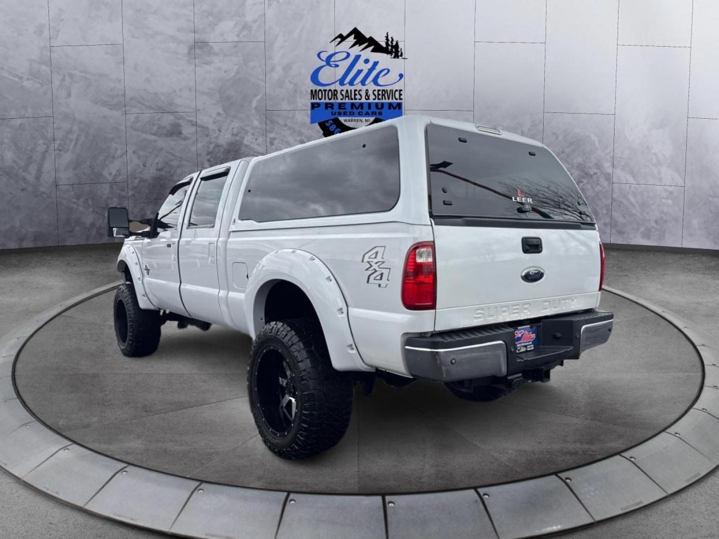 2011 WHITE FORD F-250 SUPER DUTY LARIAT (1FT7W2BT5BE) with an V8,6.7L(406 CID),OHV engine, AUTOMATIC transmission, located at 14600 Frazho Road, Warren, MI, 48089, (586) 776-3400, 42.485996, -82.974220 - Photo#6