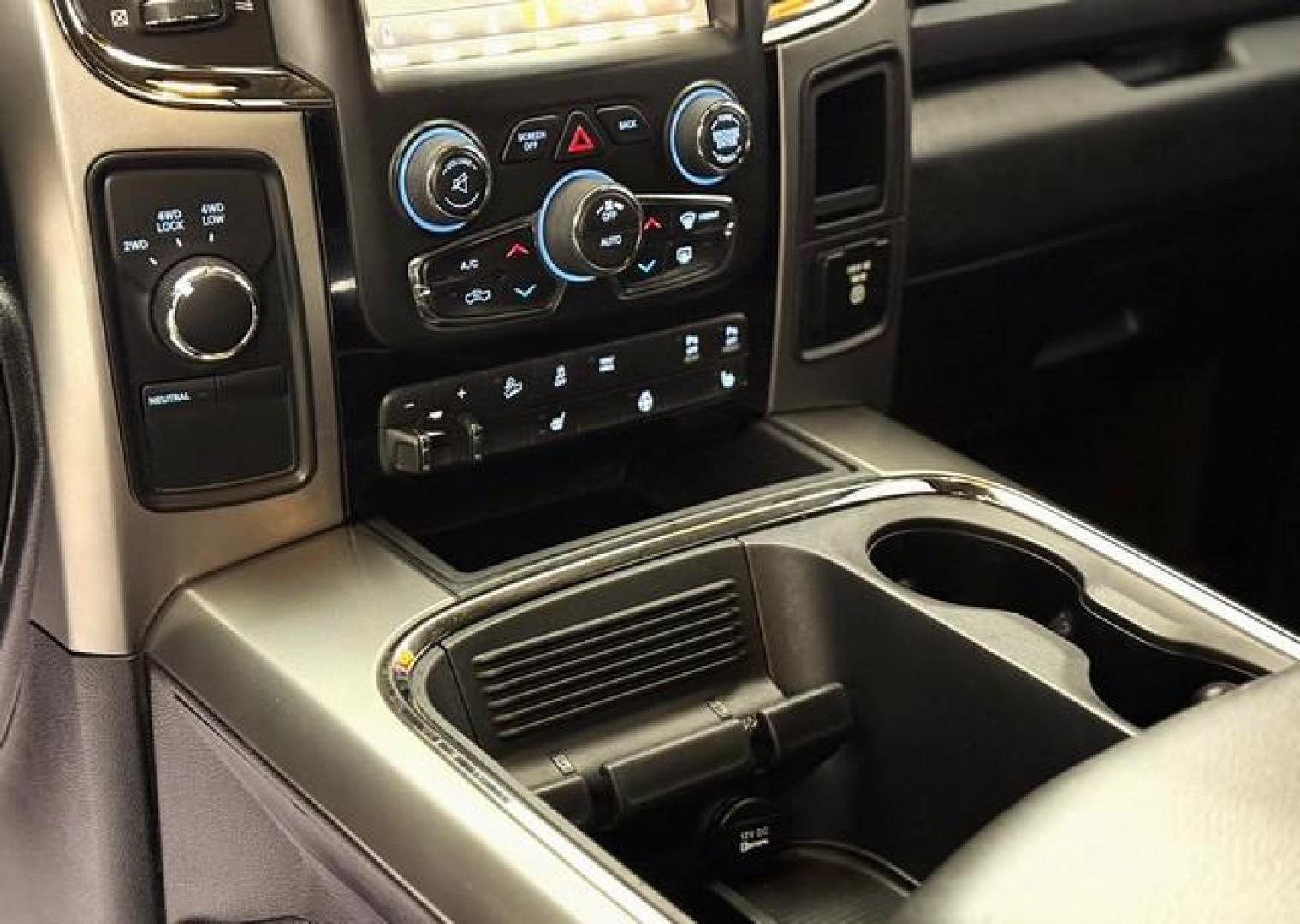2018 BLACK RAM 2500 (3C6UR5DJ5JG) with an V8,6.4L(392 CID), engine, AUTOMATIC transmission, located at 14600 Frazho Road, Warren, MI, 48089, (586) 776-3400, 42.485996, -82.974220 - Photo#14