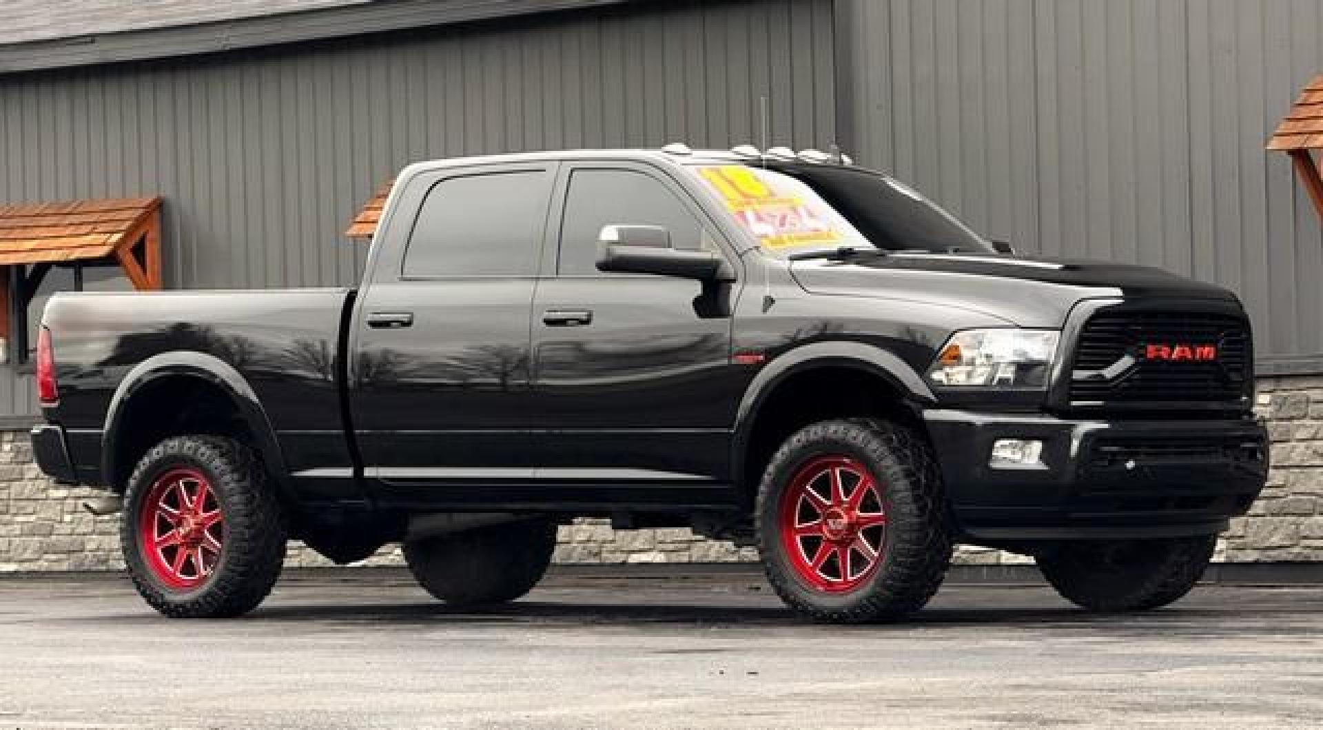 2018 BLACK RAM 2500 (3C6UR5DJ5JG) with an V8,6.4L(392 CID), engine, AUTOMATIC transmission, located at 14600 Frazho Road, Warren, MI, 48089, (586) 776-3400, 42.485996, -82.974220 - Photo#3