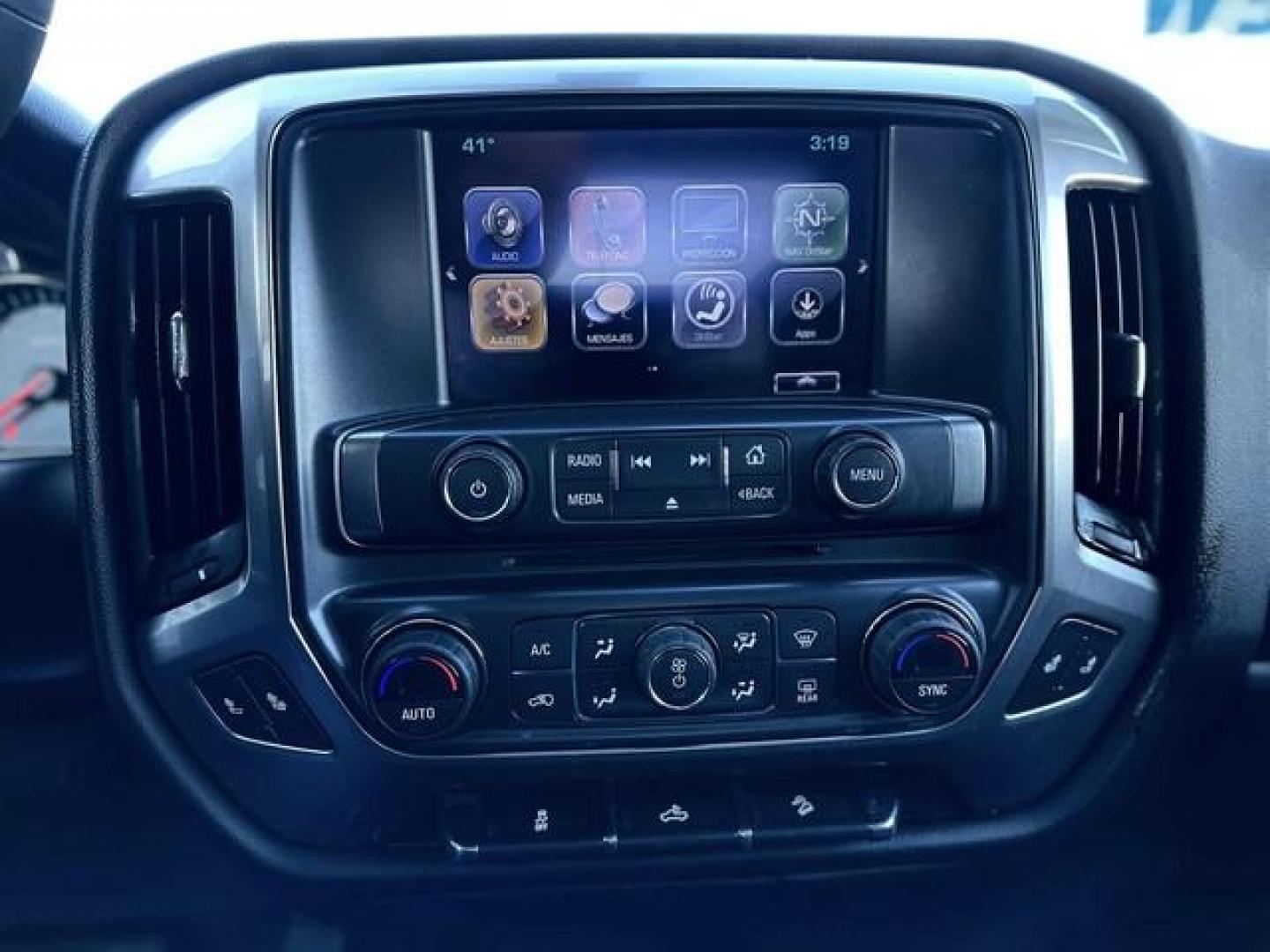 2017 RED CHEVROLET SILVERADO 1500 (3GCUKREC9HG) with an V8,5.3L(325 CID),OHV engine, AUTOMATIC transmission, located at 14600 Frazho Road, Warren, MI, 48089, (586) 776-3400, 42.485996, -82.974220 - Photo#16
