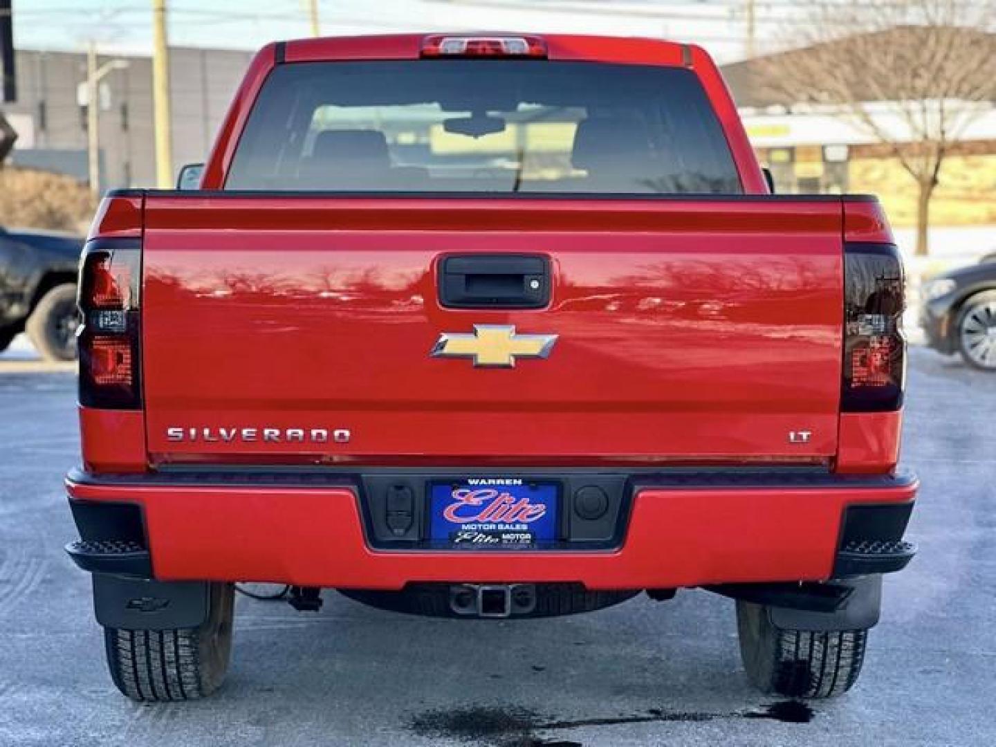 2017 RED CHEVROLET SILVERADO 1500 (3GCUKREC9HG) with an V8,5.3L(325 CID),OHV engine, AUTOMATIC transmission, located at 14600 Frazho Road, Warren, MI, 48089, (586) 776-3400, 42.485996, -82.974220 - Photo#6