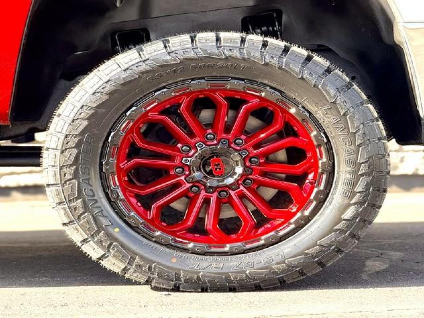2014 RED CHEVROLET SILVERADO 2500 HD (1GC1KYE87EF) with an V8,6.6L(403 CID),OHV engine, AUTOMATIC transmission, located at 14600 Frazho Road, Warren, MI, 48089, (586) 776-3400, 42.485996, -82.974220 - Photo#6