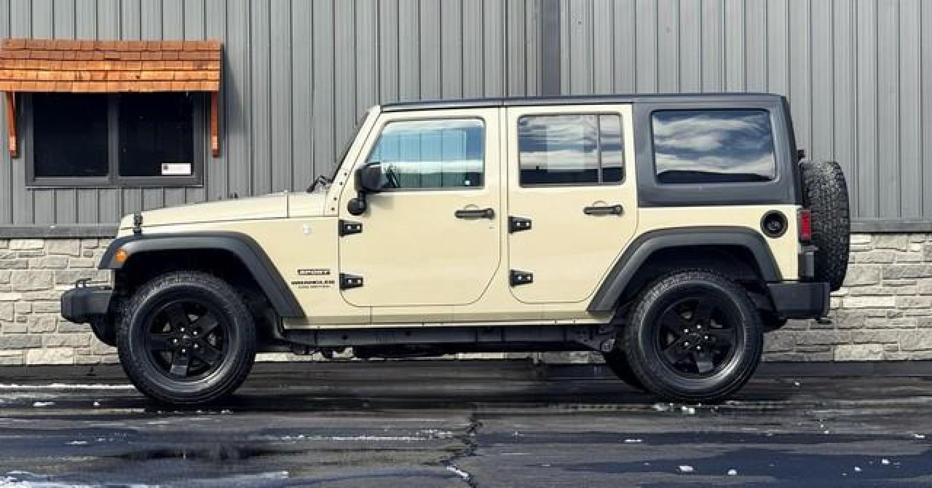 2017 SANDSTONE JEEP WRANGLER (1C4HJWDG7HL) with an V6,3.6L(220 CID),DOHC engine, AUTOMATIC transmission, located at 14600 Frazho Road, Warren, MI, 48089, (586) 776-3400, 42.485996, -82.974220 - Photo#5